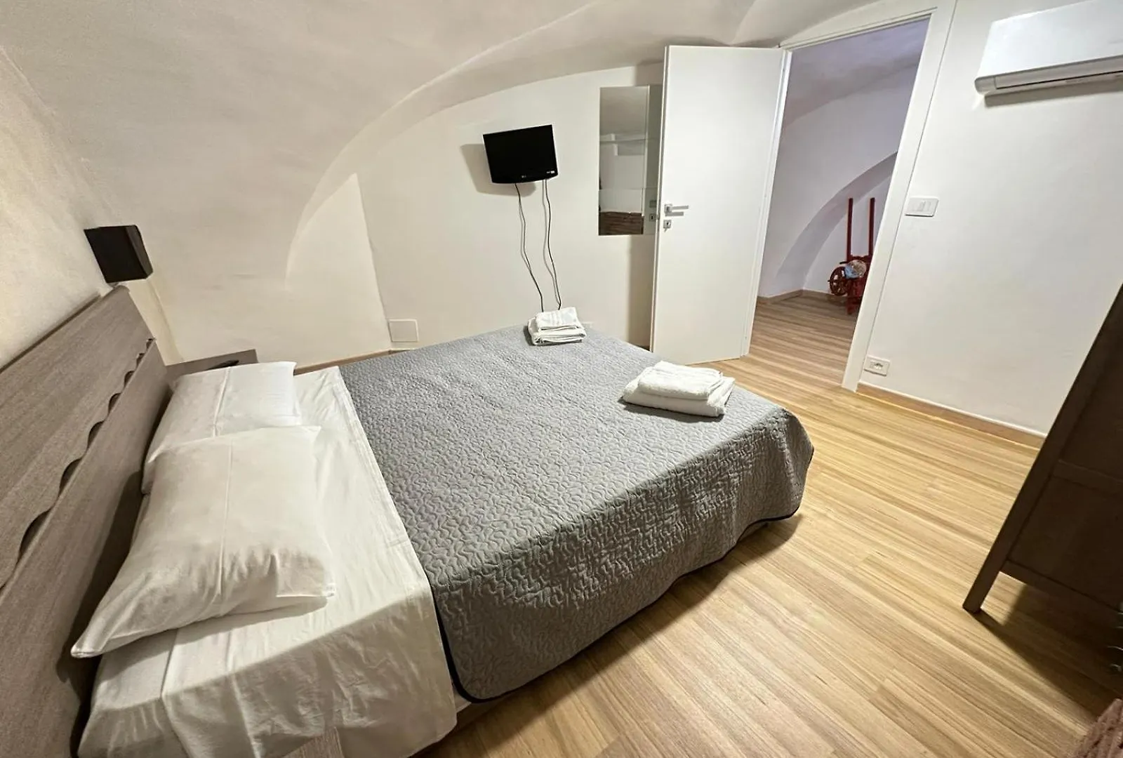 Plebiscito House 63 Apartment Catania